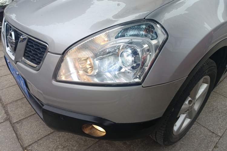 Used Nissan Qashqai 2015 2.0 XL Coolfire CVT 2WD Left Front Headlight