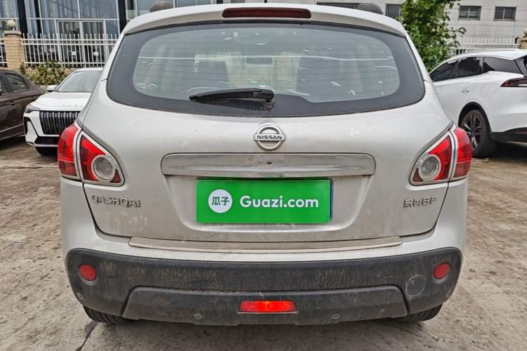 Used Nissan Qashqai 2015 2.0 XL Cool Fire MT 2WD Rear