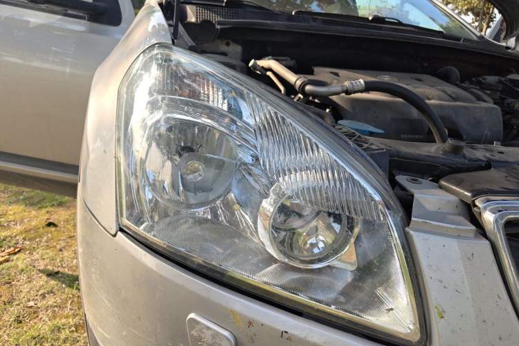 Used Nissan Qashqai 2015 2.0 XV Coolray CVT 2WD Right Front Headlight