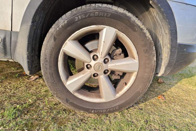 Used Nissan Qashqai 2015 2.0 XV Coolray CVT 2WD Right Front Wheel Hub