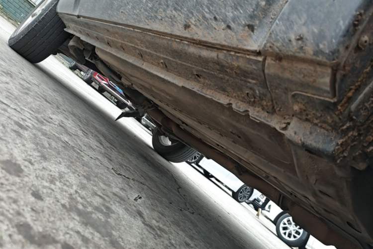 Used Nissan Qashqai 2015 2.0 XL Cool Fire MT 2WD Right Side Sill