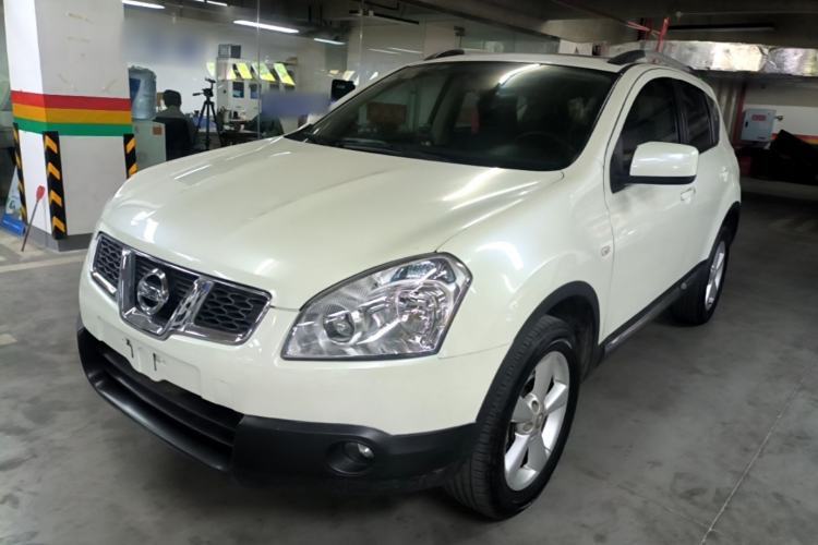 Used Nissan Qashqai 2015 2.0 XL Cool Fire MT 2WD Guazi used car, China used car export, Used car for sale, Used  cars, Cheapest cars for sale
