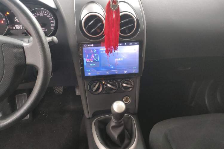 Used Nissan Qashqai 2015 2.0 XL Cool Fire MT 2WD Audio And AC Panel