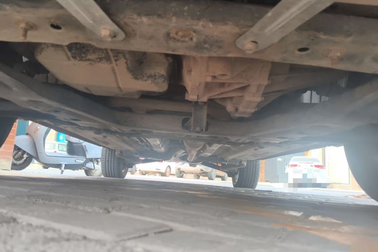 Used Nissan Qashqai 2015 2.0 XL Cool Fire MT 2WD Chassis Front