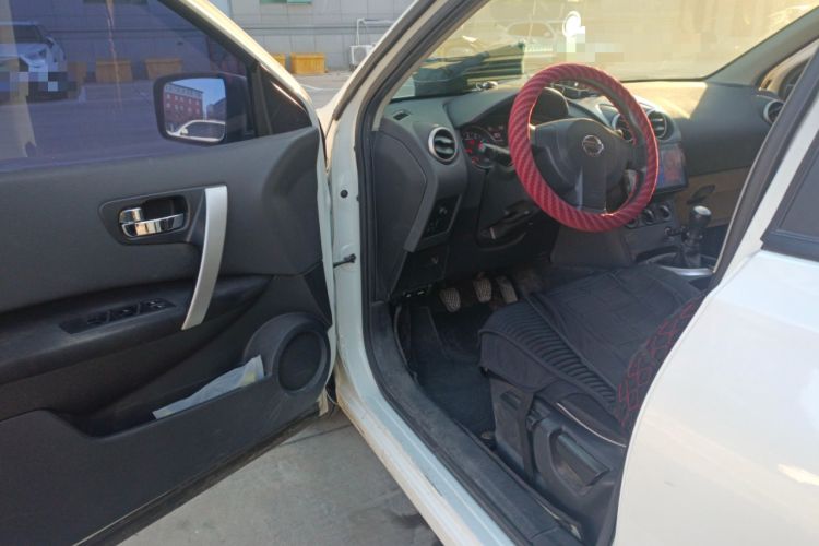 Used Nissan Qashqai 2015 2.0 XL Cool Fire MT 2WD Driver Seat