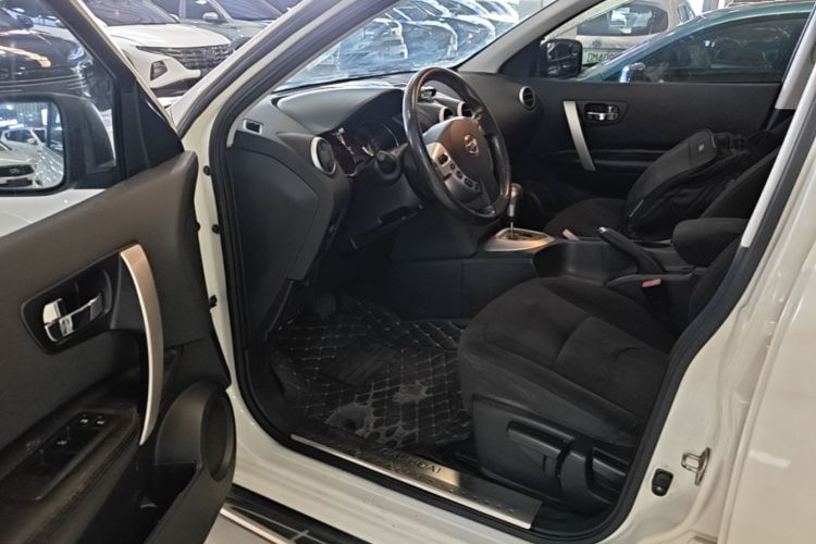 Used Nissan Qashqai 2015 2.0 XL Coolfire CVT 2WD Driver Seat