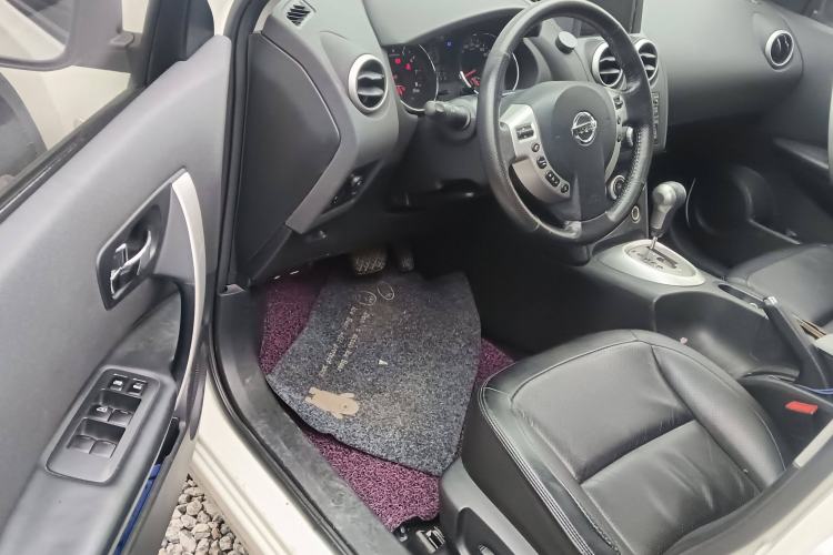Used Nissan Qashqai 2015 2.0 XV Coolray CVT 2WD Driver Seat