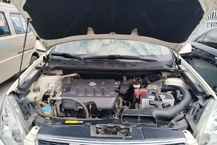 Used Nissan Qashqai 2015 2.0 XL Coolfire CVT 2WD Engine Bay