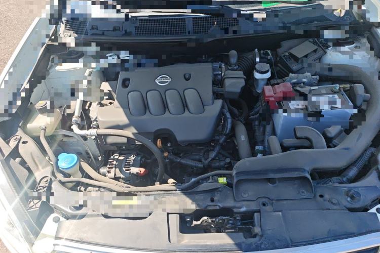 Used Nissan Qashqai 2015 2.0 XL Coolfire CVT 2WD Engine Bay