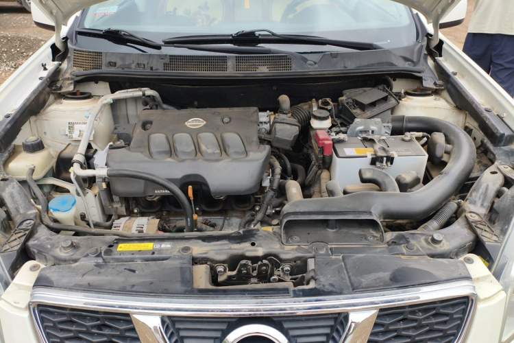 Used Nissan Qashqai 2015 2.0 XL Coolfire CVT 2WD Engine Bay