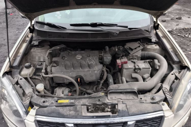 Used Nissan Qashqai 2015 2.0 XV Coolray CVT 2WD Engine Bay