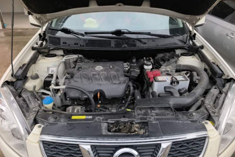 Used Nissan Qashqai 2015 2.0 XL Coolfire CVT 2WD Engine Bay