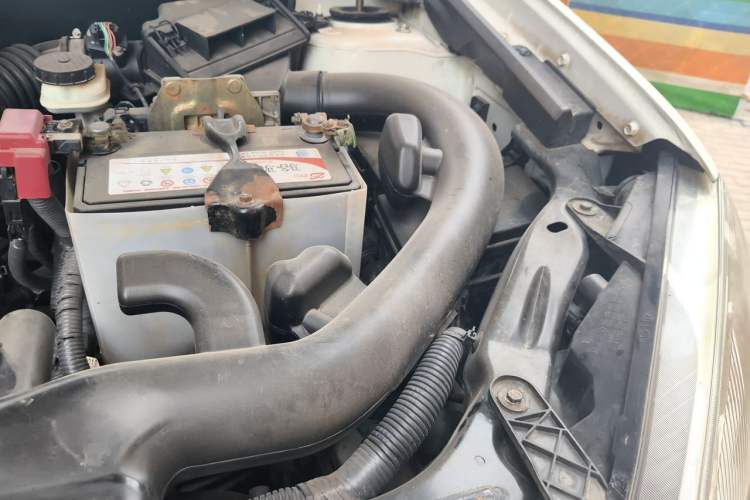 Used Nissan Qashqai 2015 2.0 XL Cool Fire MT 2WD Engine Bay Left