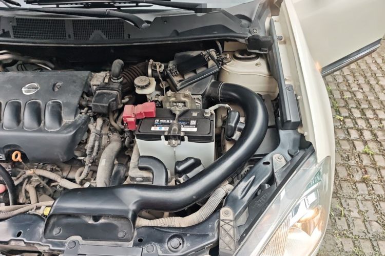 Used Nissan Qashqai 2015 2.0 XL Coolfire CVT 2WD Engine Bay Left