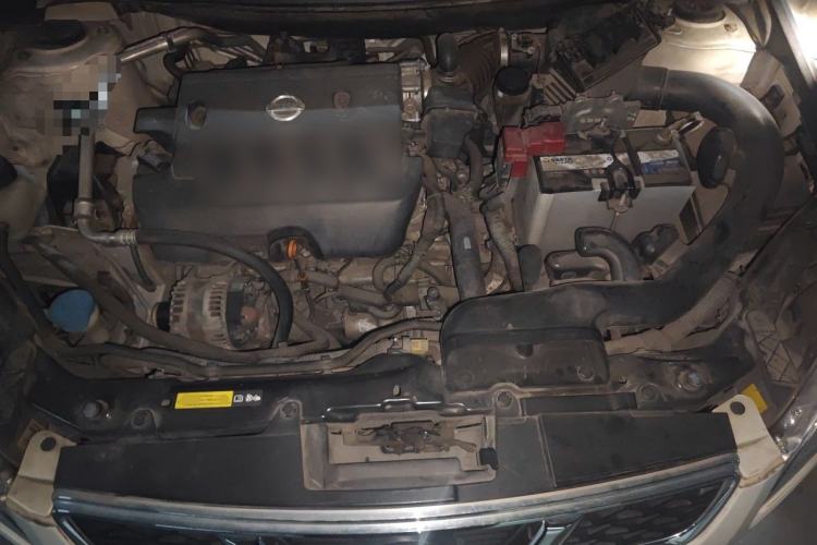 Used Nissan Qashqai 2015 2.0 XL Coolfire CVT 2WD Engine Bay