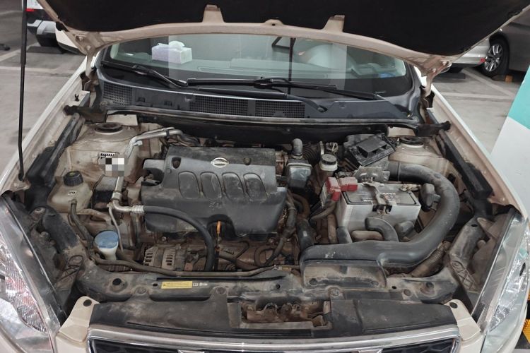 Used Nissan Qashqai 2015 2.0 XL Coolfire CVT 2WD Engine Bay
