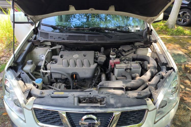 Used Nissan Qashqai 2015 2.0 XL Coolfire CVT 2WD Engine Bay