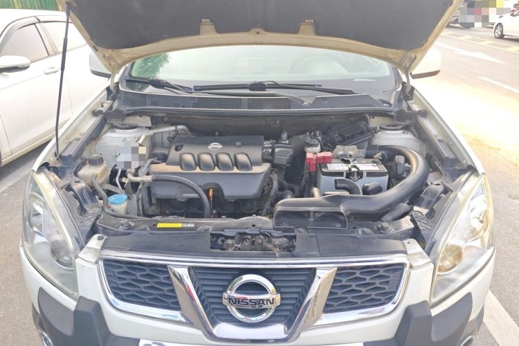 Used Nissan Qashqai 2015 2.0 XL Coolfire CVT 2WD Engine Bay