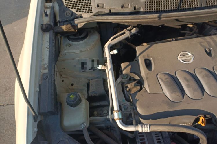 Used Nissan Qashqai 2015 2.0 XL Cool Fire MT 2WD Engine Bay Right
