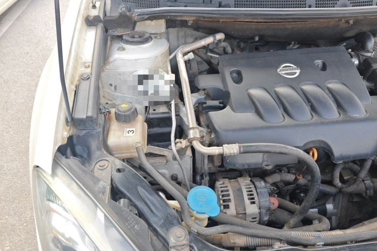 Used Nissan Qashqai 2015 2.0 XL Coolfire CVT 2WD Engine Bay Right