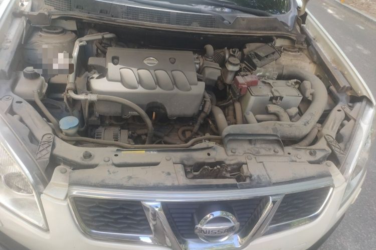 Used Nissan Qashqai 2015 2.0 XV Coolray CVT 2WD Engine Bay