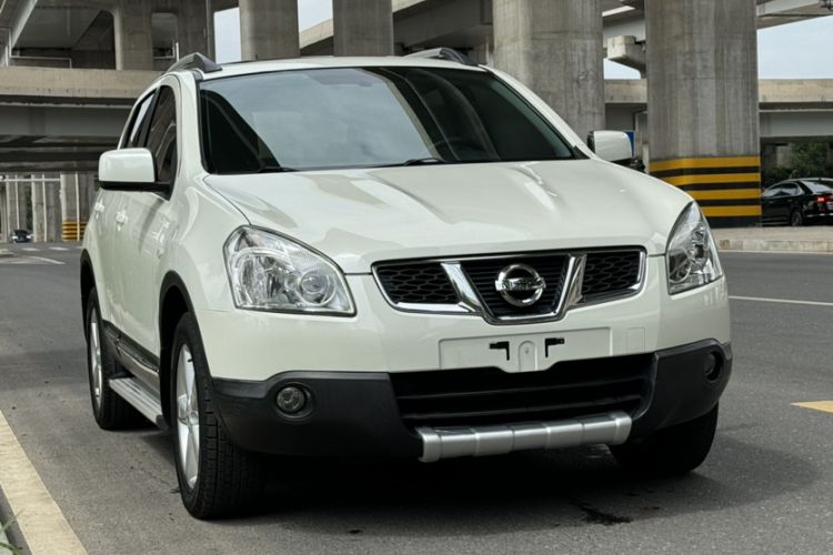 Used Nissan Qashqai 2015 2.0 XL Coolfire CVT 2WD Exterior 2