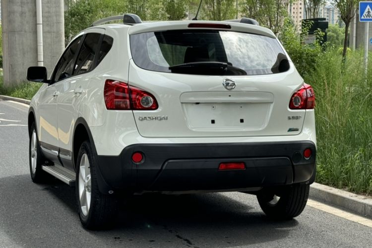 Used Nissan Qashqai 2015 2.0 XL Coolfire CVT 2WD Exterior 3