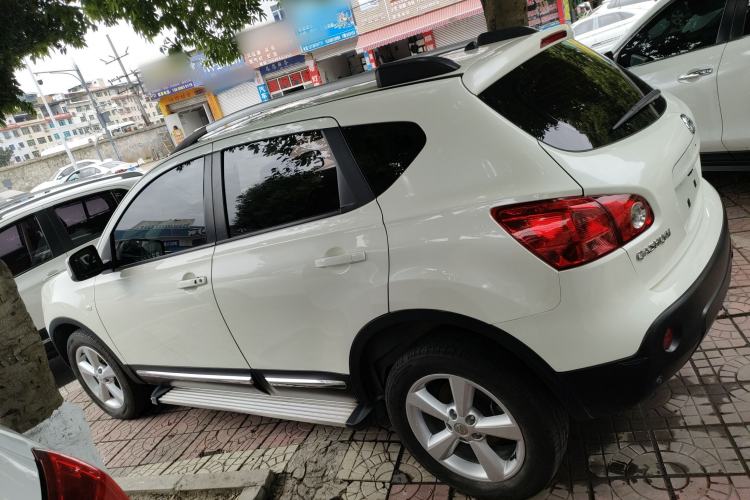 Used Nissan Qashqai 2015 2.0 XL Cool Fire MT 2WD Exterior 3