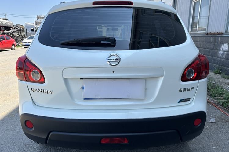 Used Nissan Qashqai 2015 2.0 XL Coolfire CVT 2WD Exterior 3