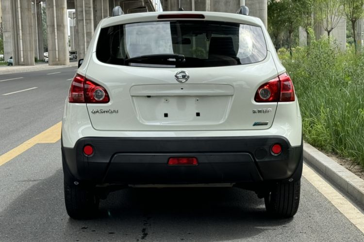 Used Nissan Qashqai 2015 2.0 XL Coolfire CVT 2WD Exterior 4