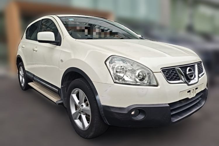Used Nissan Qashqai 2015 2.0 XL Coolfire CVT 2WD Front Right 45 Deg