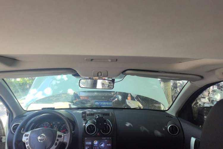 Used Nissan Qashqai 2015 2.0 XL Coolfire CVT 2WD Headliner