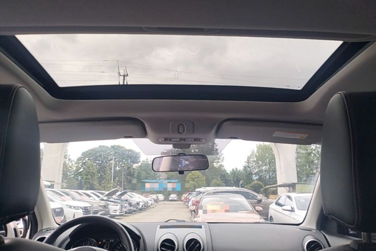 Used Nissan Qashqai 2015 2.0 XL Coolfire CVT 2WD Headliner