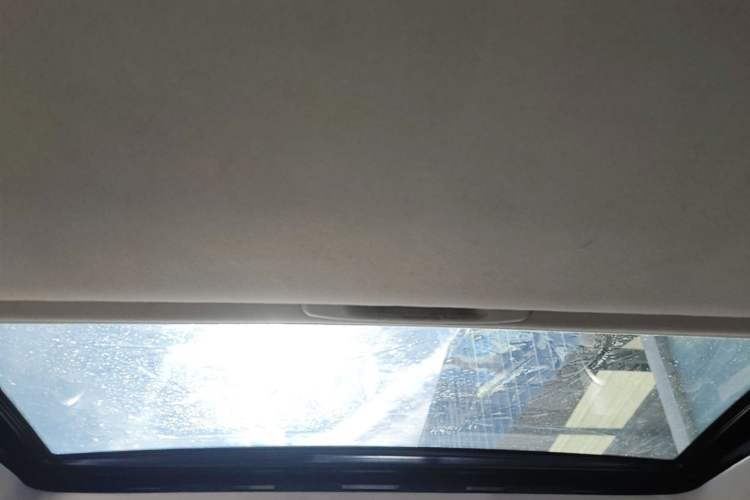 Used Nissan Qashqai 2015 2.0 XL Coolfire CVT 2WD Headliner