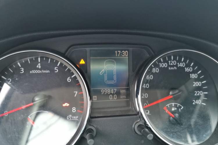 Used Nissan Qashqai 2015 2.0 XV Cool CVT 2WD Instrument Cluster