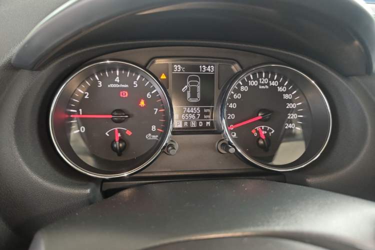 Used Nissan Qashqai 2015 2.0 XL Coolfire CVT 2WD Instrument Cluster