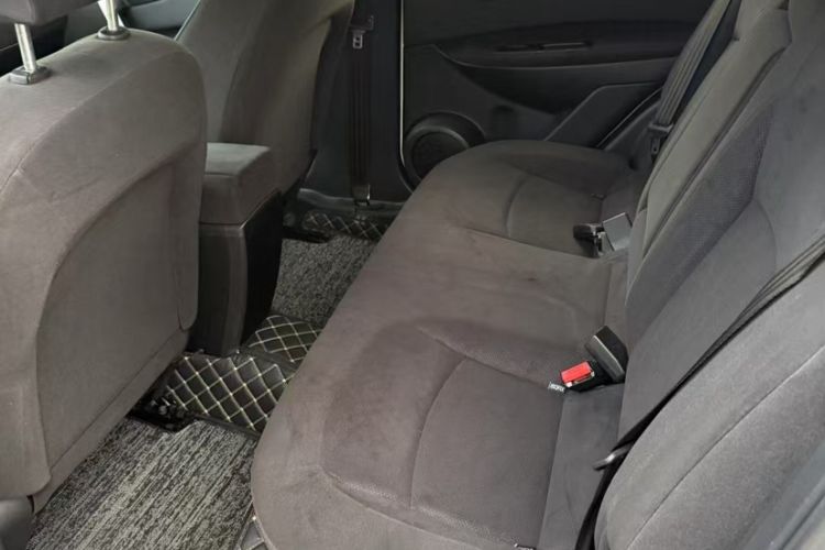 Used Nissan Qashqai 2015 2.0 XL Coolfire CVT 2WD Interior 3