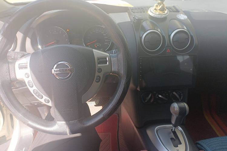 Used Nissan Qashqai 2015 2.0 XL Coolfire CVT 2WD Interior 3