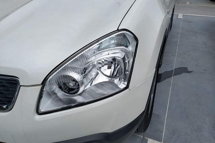 Used Nissan Qashqai 2015 2.0 XL Coolfire CVT 2WD Left Front Headlight