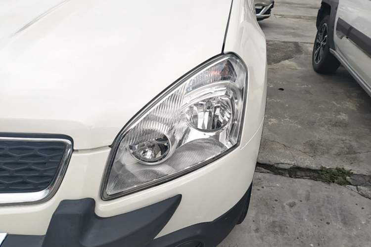 Used Nissan Qashqai 2015 2.0 XL Coolfire CVT 2WD Left Front Headlight