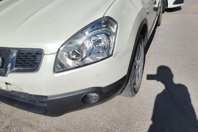 Used Nissan Qashqai 2015 2.0 XL Coolfire CVT 2WD Left Front Headlight