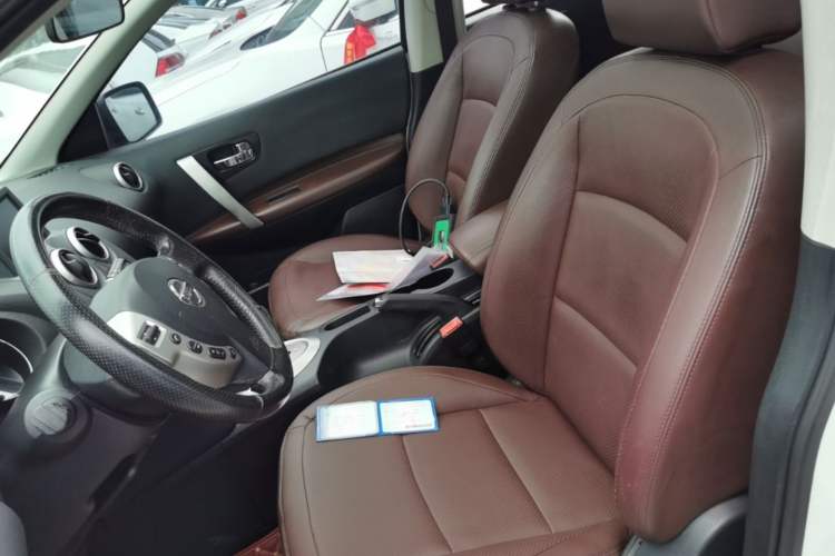 Used Nissan Qashqai 2015 2.0 XV Cool CVT 2WD Left Front Seat