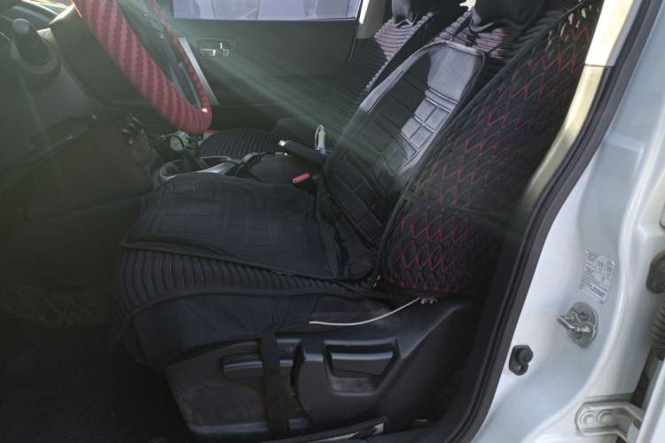 Used Nissan Qashqai 2015 2.0 XL Cool Fire MT 2WD Left Front Seat