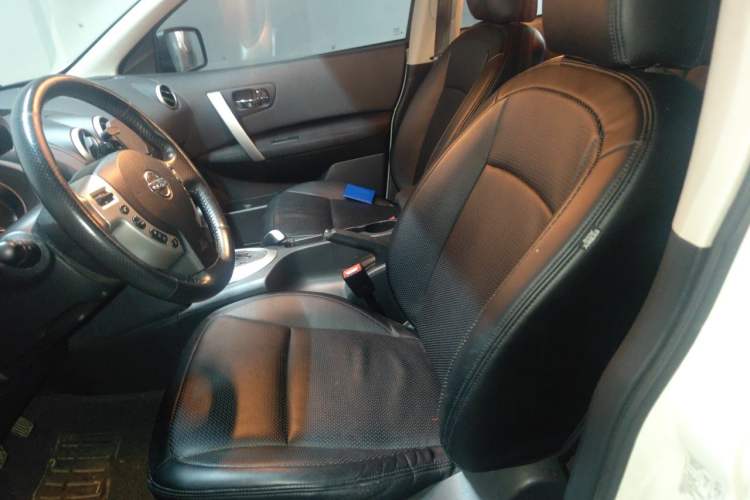 Used Nissan Qashqai 2015 2.0 XL Coolfire CVT 2WD Left Front Seat