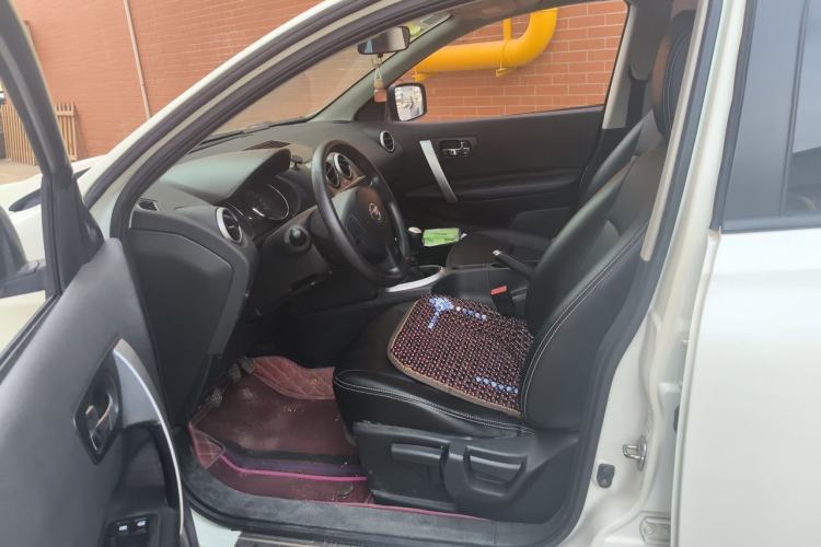 Used Nissan Qashqai 2015 2.0 XL Cool Fire MT 2WD Left Front Seat