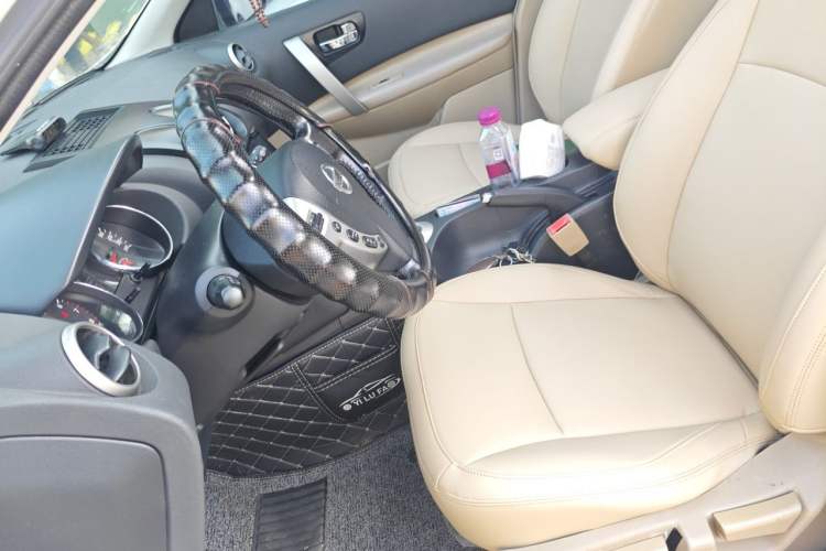 Used Nissan Qashqai 2015 2.0 XL Coolfire CVT 2WD Left Front Seat