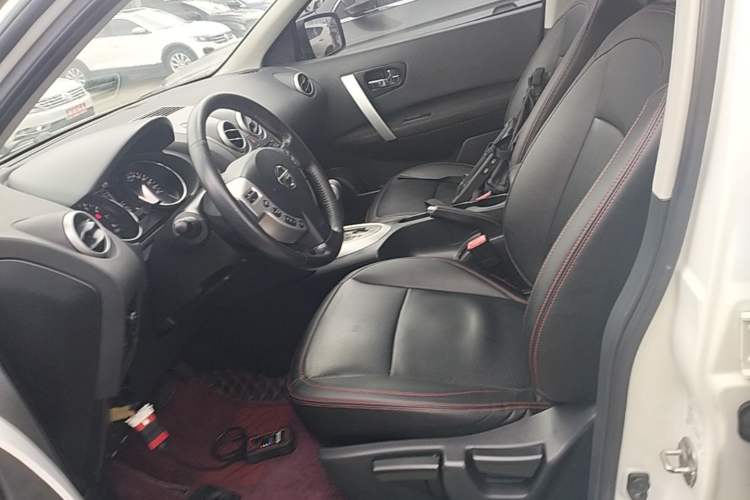 Used Nissan Qashqai 2015 2.0 XL Coolfire CVT 2WD Left Front Seat