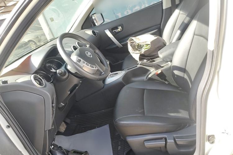 Used Nissan Qashqai 2015 2.0 XL Coolfire CVT 2WD Left Front Seat