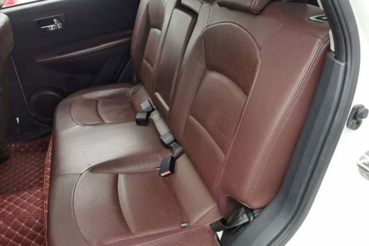 Used Nissan Qashqai 2015 2.0 XV Cool CVT 2WD Left Rear Seat