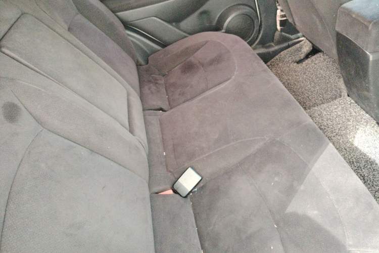 Used Nissan Qashqai 2015 2.0 XL Coolfire CVT 2WD Left Rear Seat